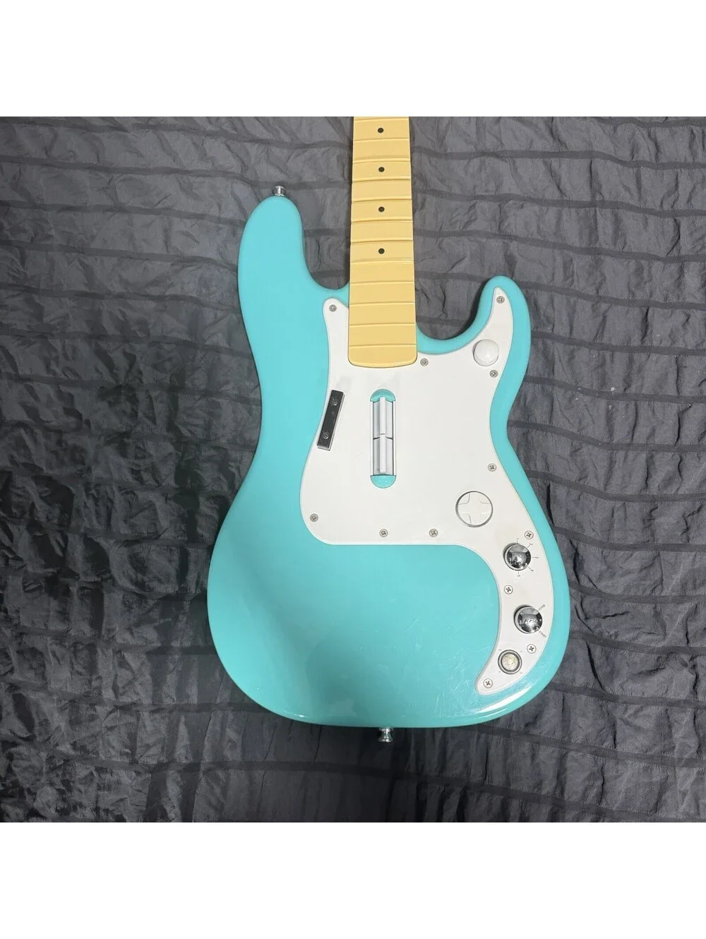 Rockband 2 Xbox 360 Fender Precision Bass SeaFoam Green 9766